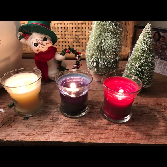 3 Christmas Candles white red green used - Picture 1 of 3